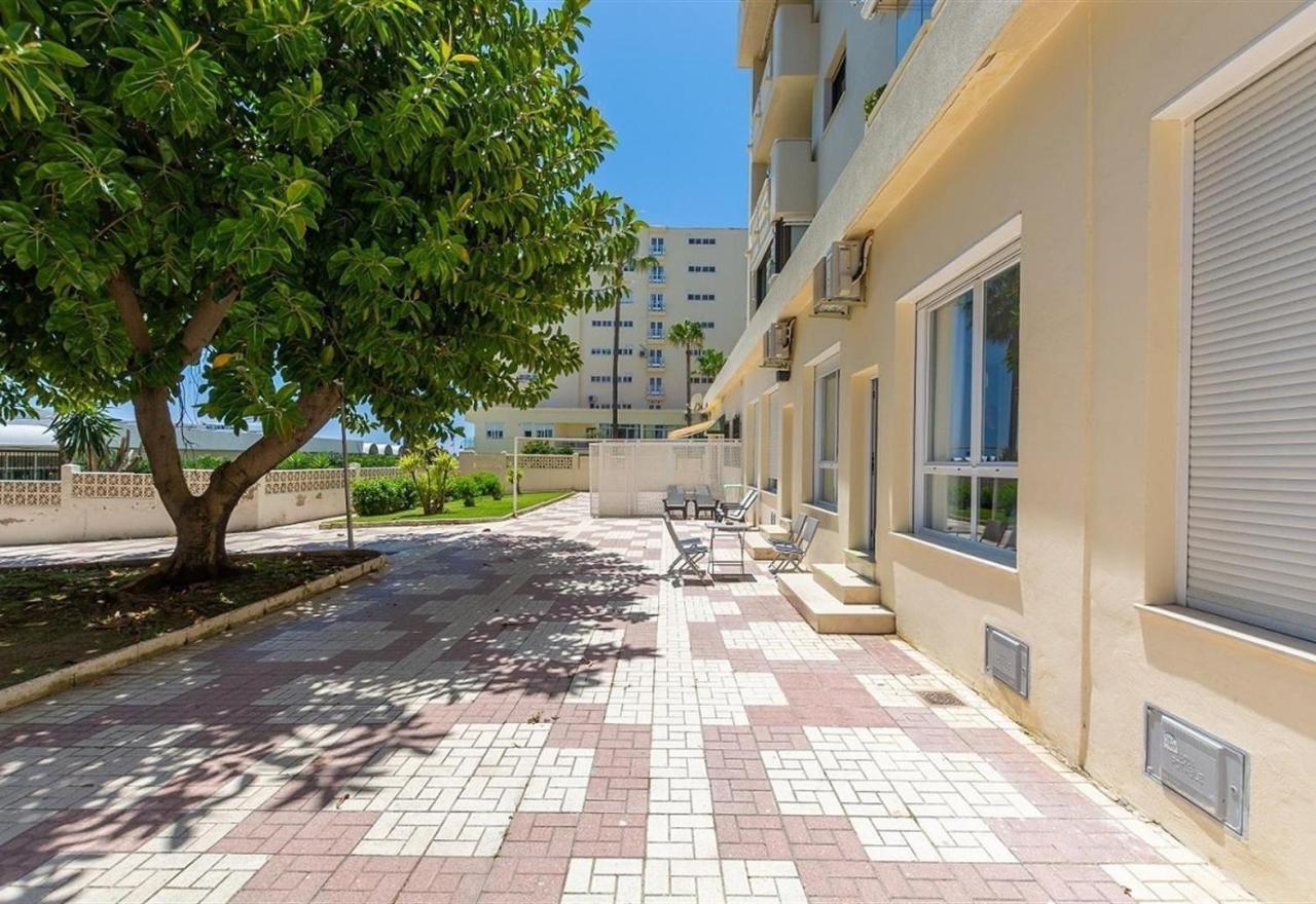Beach Apartment Montemarcarihuela Torremolinos Exterior foto