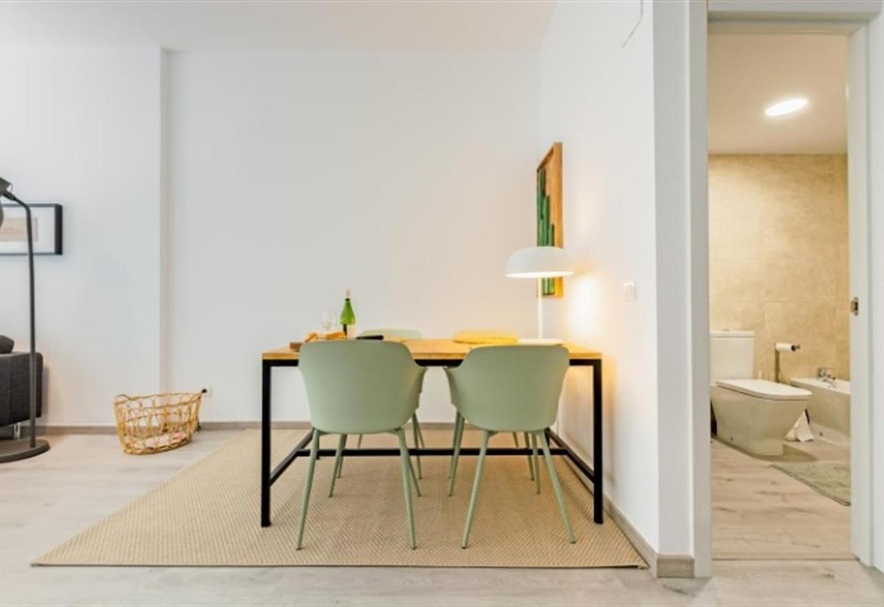 Beach Apartment Montemarcarihuela Torremolinos Exterior foto